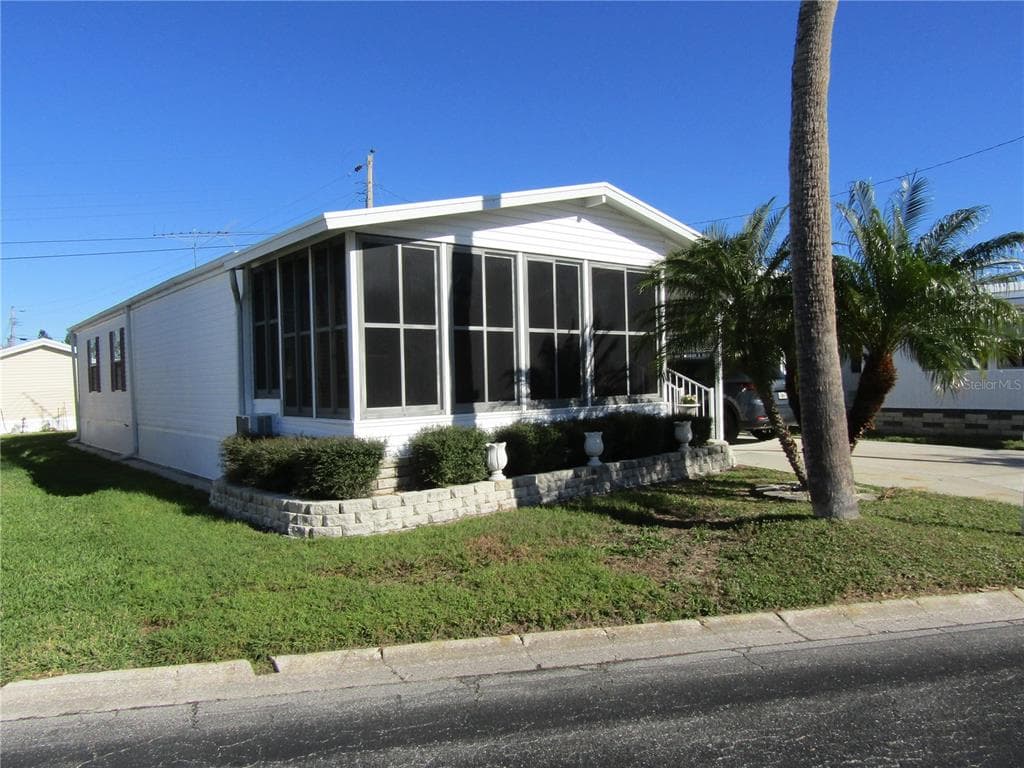 91 LAKEVIEW DRIVE PALMETTO, FL 34221