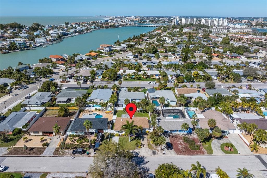 471 85TH AVENUE ST PETE BEACH, FL 33706