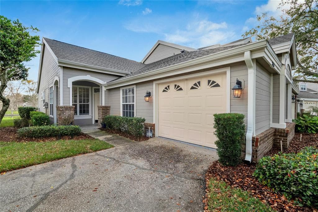 3119 STONEWATER DRIVE UNIT 3119 LAKELAND, FL 33803