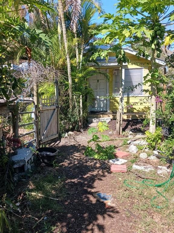 3333 59TH AVENUE E BRADENTON, FL 34203
