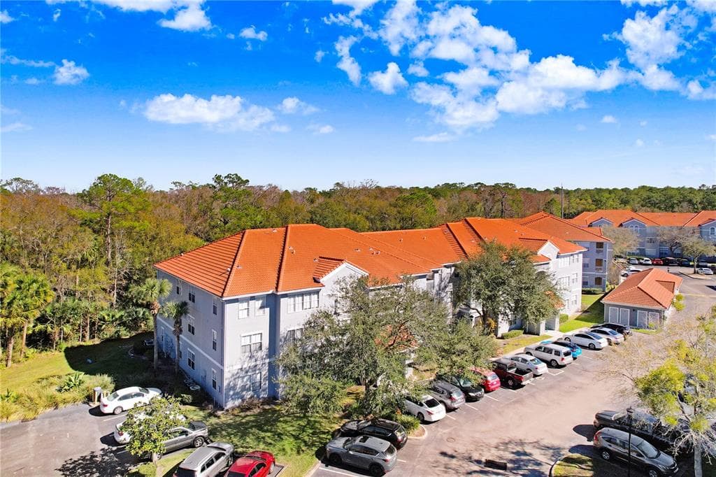 18001 RICHMOND PLACE DRIVE UNIT 113 TAMPA, FL 33647