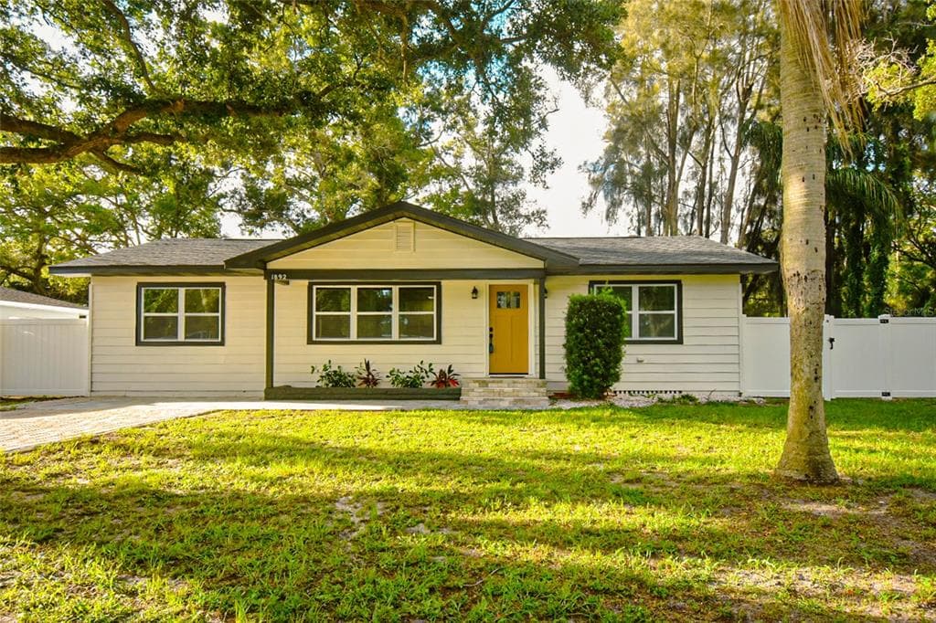 1892 HARDING STREET CLEARWATER, FL 33765
