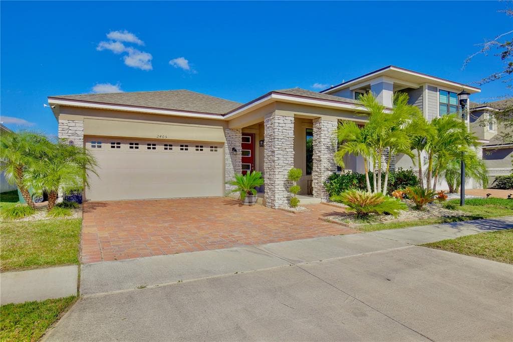 2405 RAPOLLO DRIVE KISSIMMEE, FL 34741