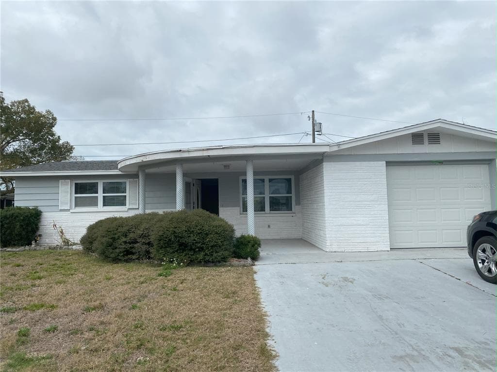 2249 PEGGY DRIVE HOLIDAY, FL 34690