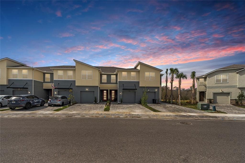26026 WOVEN WICKER BEND LUTZ, FL 33559
