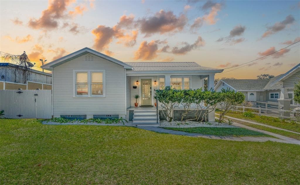 106 W MINNEHAHA STREET TAMPA, FL 33604
