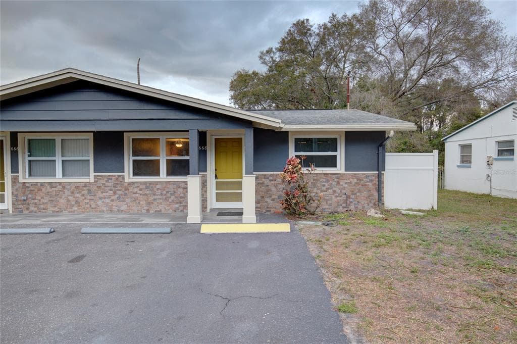 668 UNION STREET DUNEDIN, FL 34698