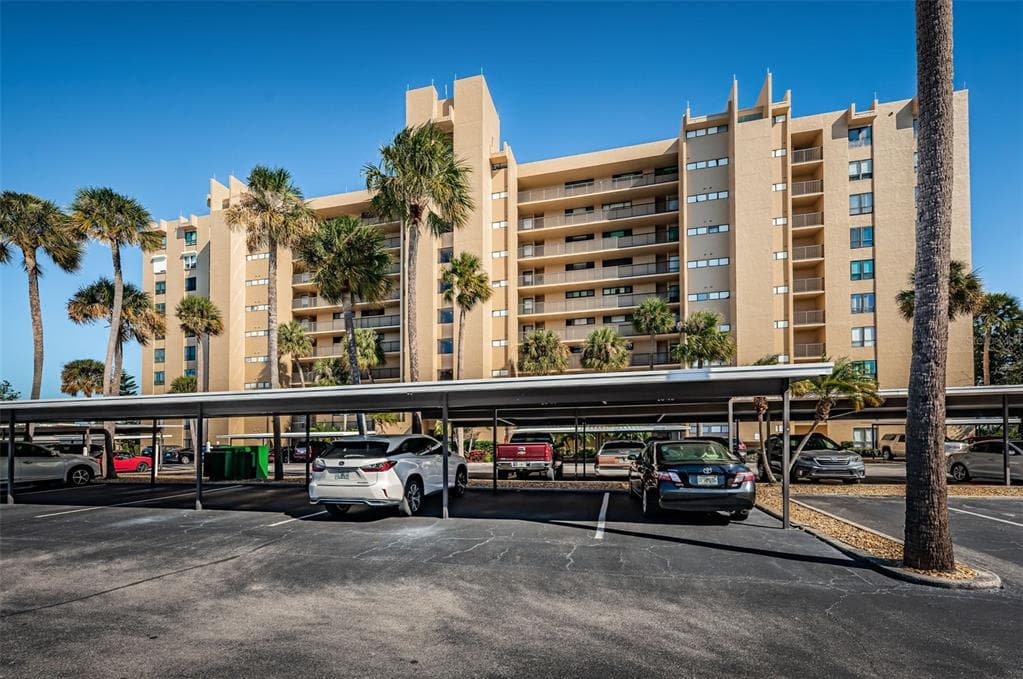 2618 COVE CAY DRIVE UNIT 207 CLEARWATER, FL 33760