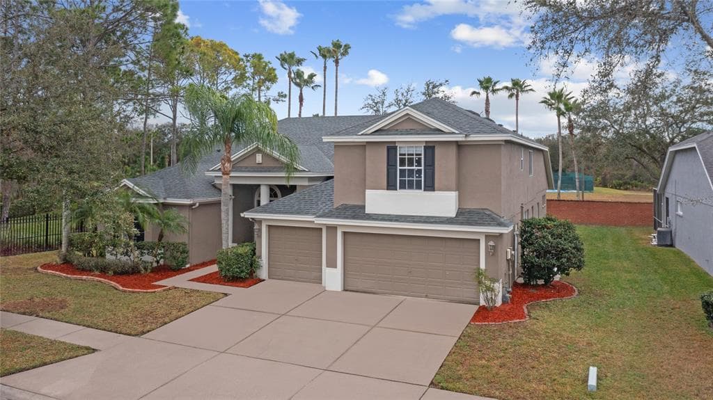 19104 AUTUMN WOODS AVENUE TAMPA, FL 33647