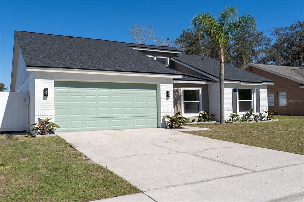 12106 CLEARBROOK COURT RIVERVIEW, FL 33569
