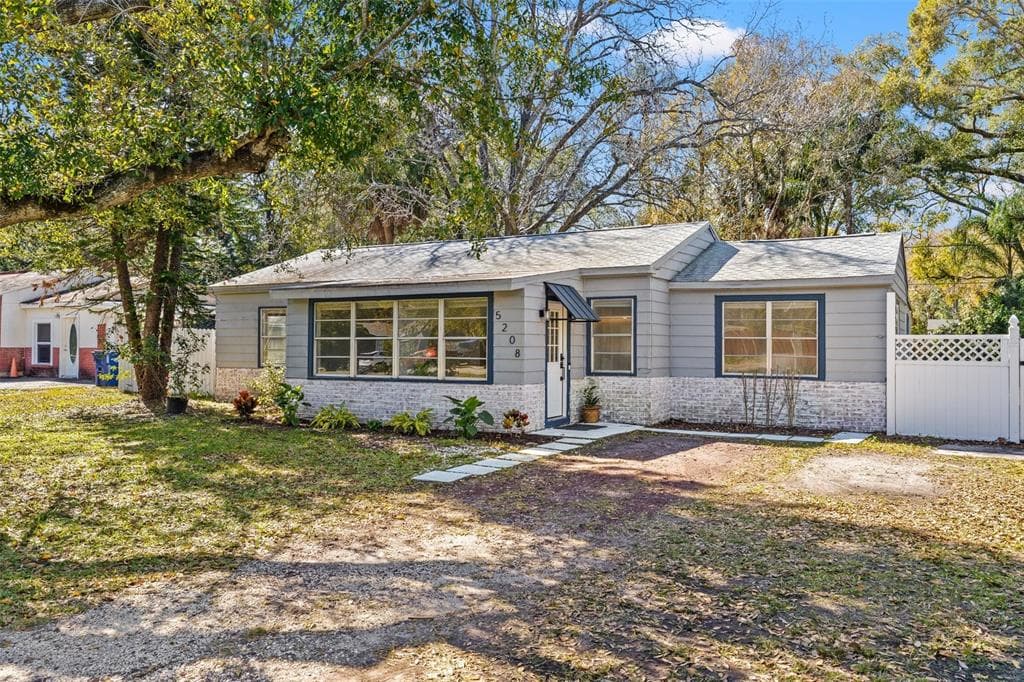 5208 N ROME AVENUE TAMPA, FL 33603