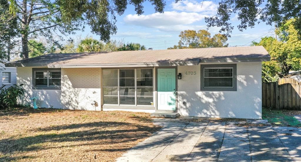 4703 W WYOMING AVENUE TAMPA, FL 33616