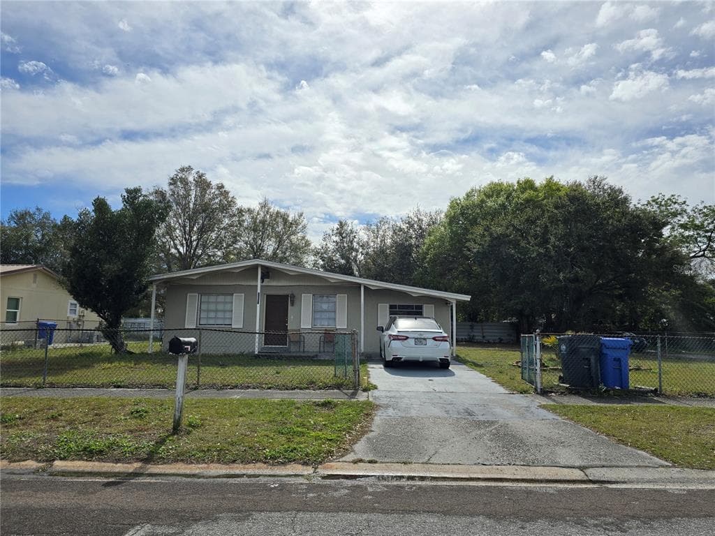 7021 GLENVIEW DR TAMPA, FL 33619