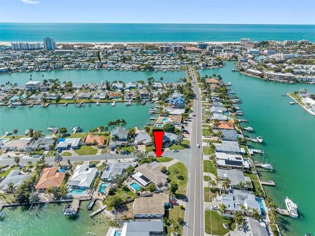11465 5TH STREET E TREASURE ISLAND, FL 33706