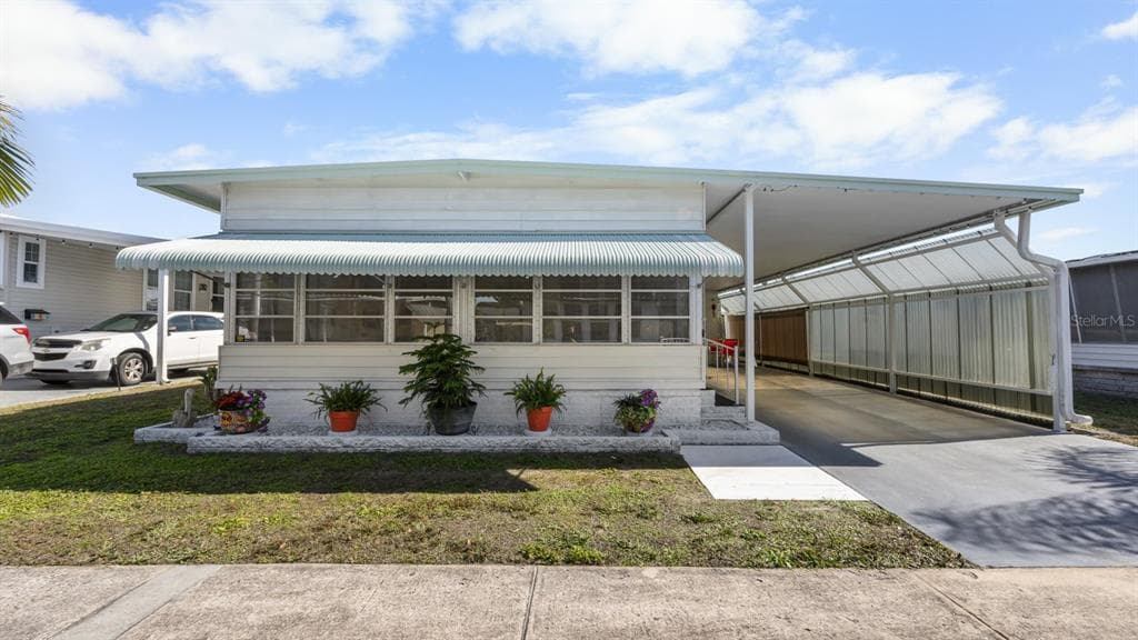 12651 SEMINOLE BOULEVARD UNIT 9N LARGO, FL 33778