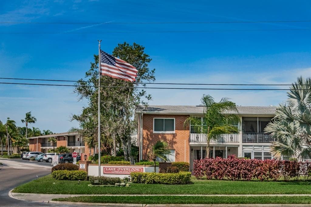 4580 OVERLOOK DRIVE NE UNIT 191 ST PETERSBURG, FL 33703