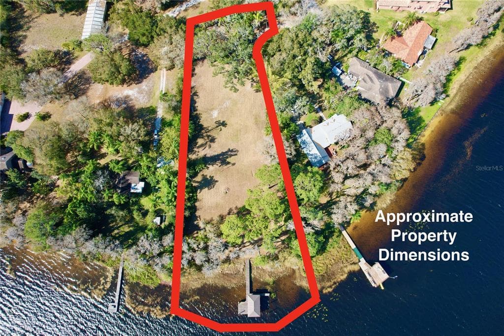 9501 AQUA LANE
