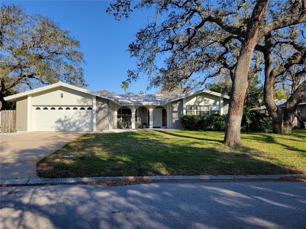 10221 BAY HILLS DRIVE