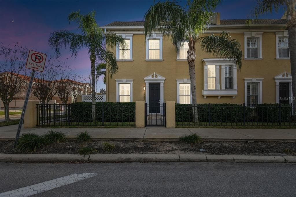 1001 EDISON PARK COURT TAMPA, FL 33606