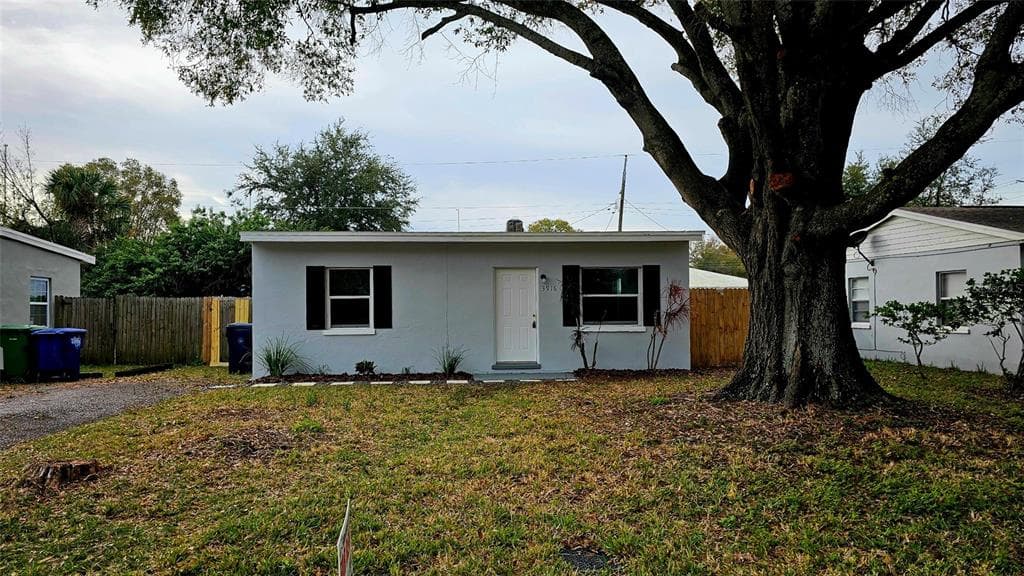 3916 W LA SALLE STREET TAMPA, FL 33607
