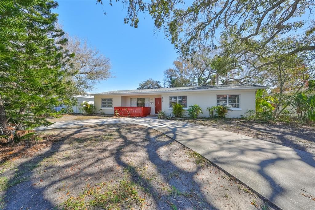 3602 S BELCHER DRIVE TAMPA, FL 33629