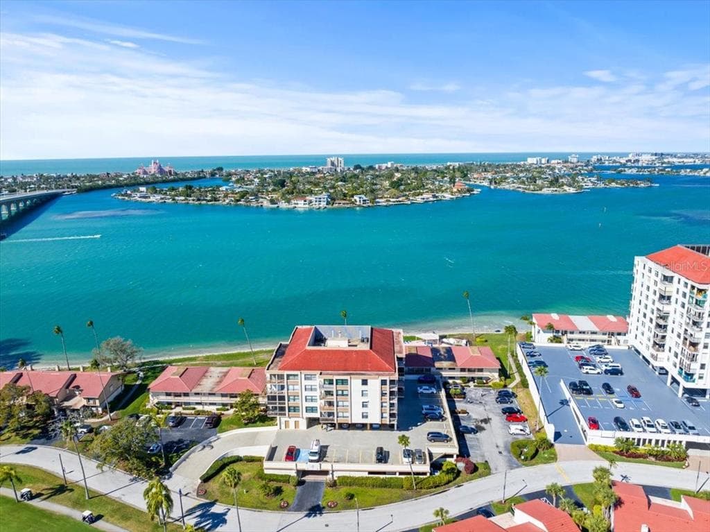 6279 SUN BOULEVARD UNIT 206