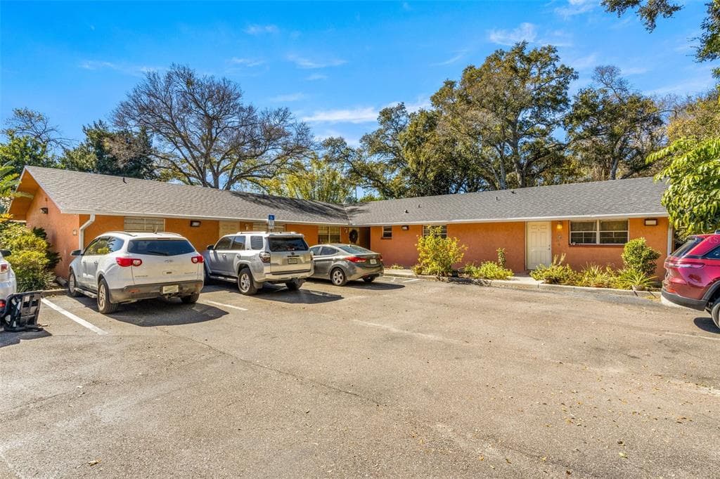 220 TULANE AVENUE CLEARWATER, FL 33765