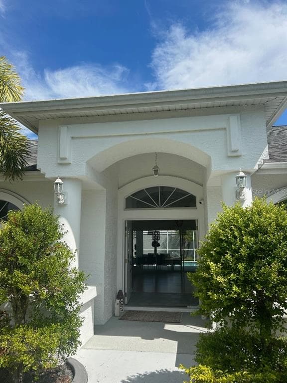 1683 STABLE TRAIL PALM HARBOR, FL 34685