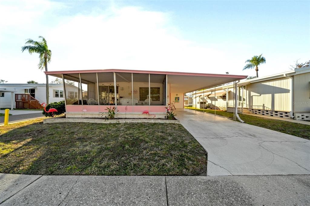 605 MICHIGAN BOULEVARD UNIT 108 DUNEDIN, FL 34698