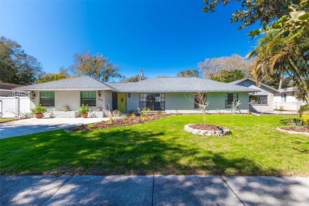 1807 55 STREET S GULFPORT, FL 33707