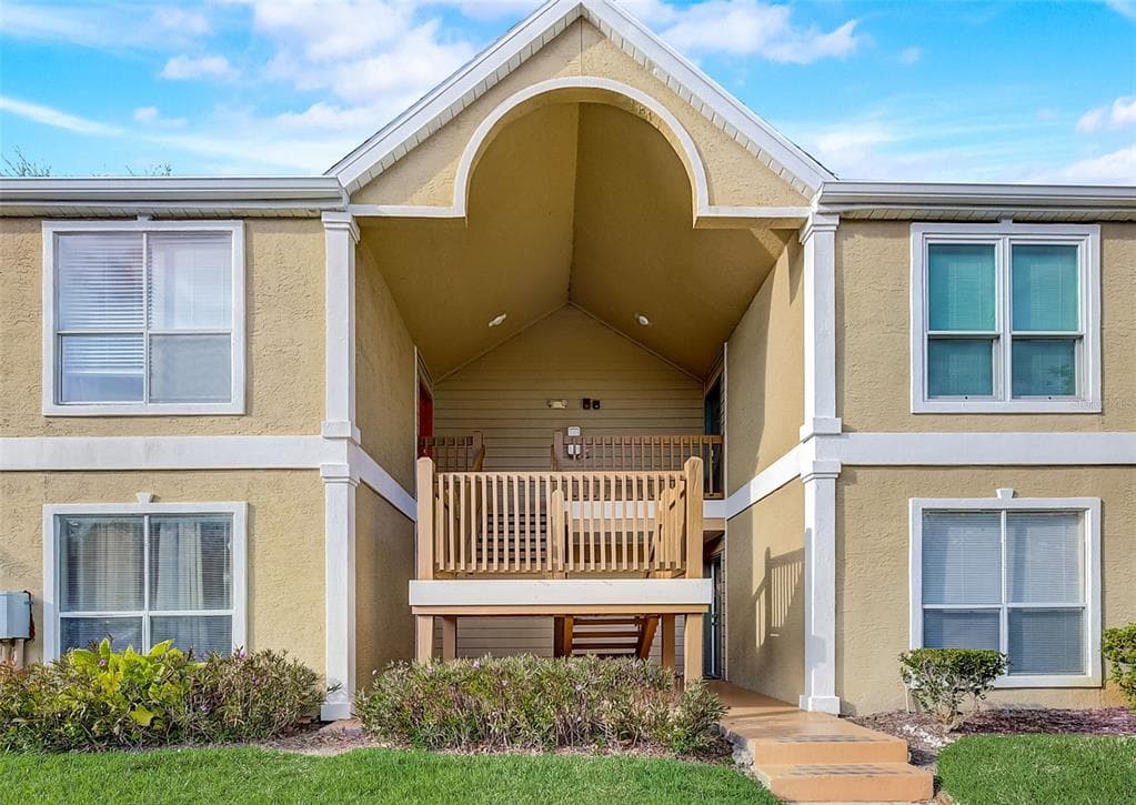 9481 HIGHLAND OAK DRIVE UNIT 1502 TAMPA, FL 33647