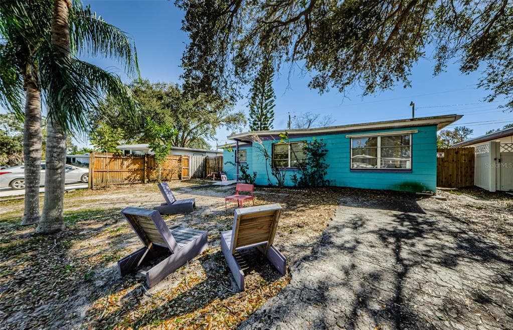 10204 115TH AVE N LARGO, FL 33773