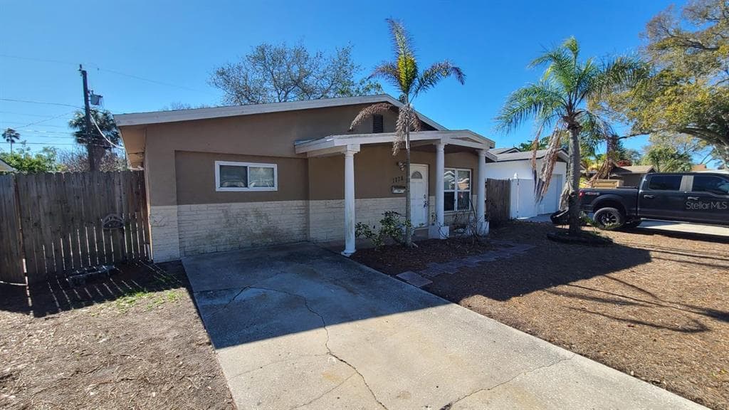 1778 NEW HAMPSHIRE AVENUE NE ST PETERSBURG, FL 33703