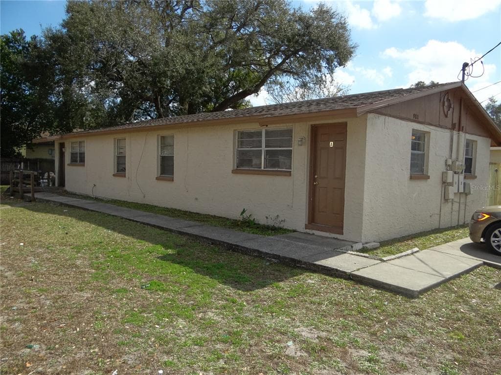 9811 N 11TH STREET TAMPA, FL 33612
