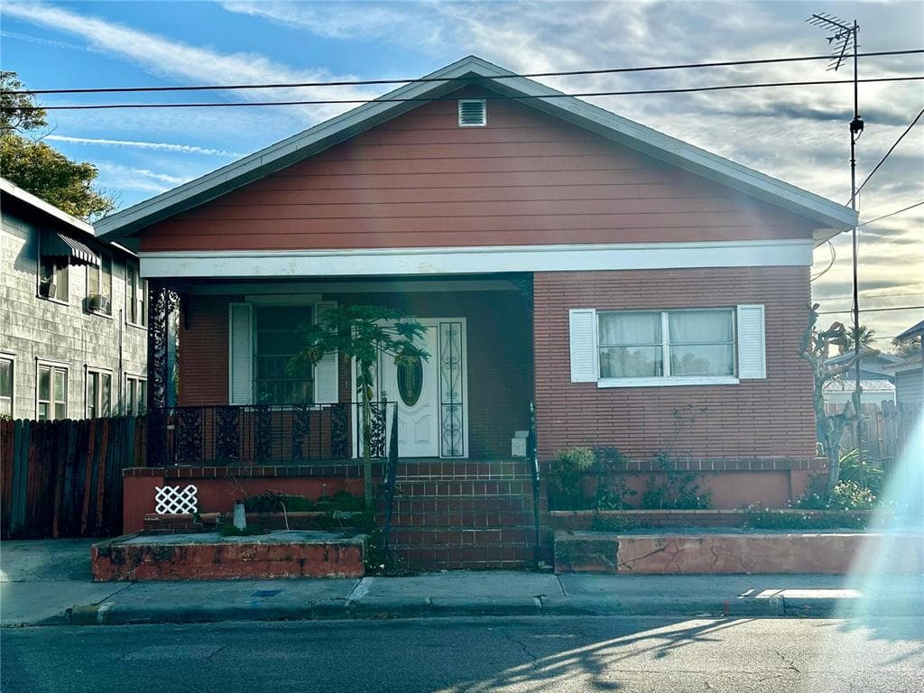 2911 N 15TH STREET TAMPA, FL 33605