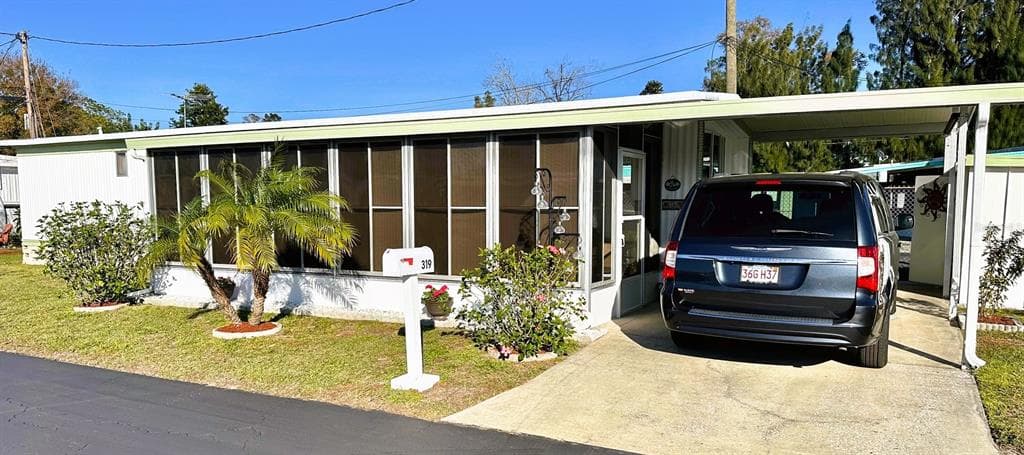 4097 46TH AVENUE N UNIT 319 ST PETERSBURG, FL 33714