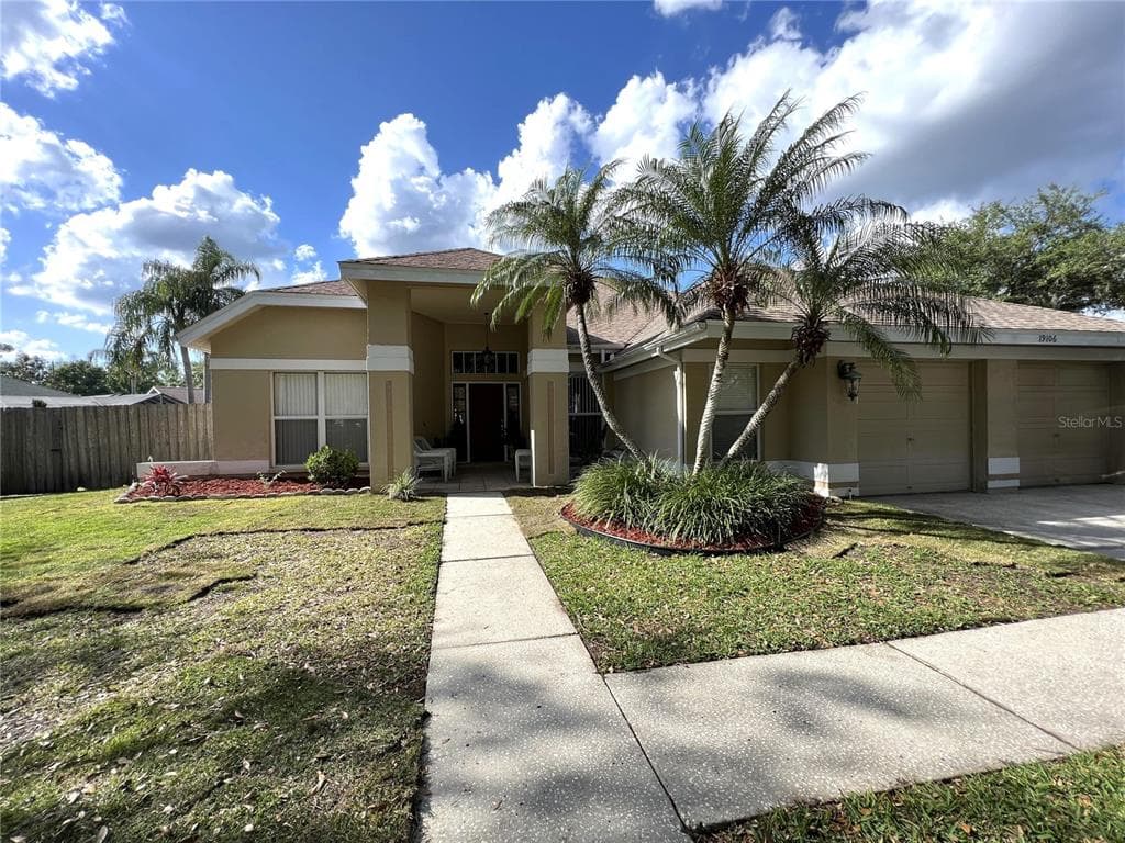 19106 REDBAY WAY TAMPA, FL 33647