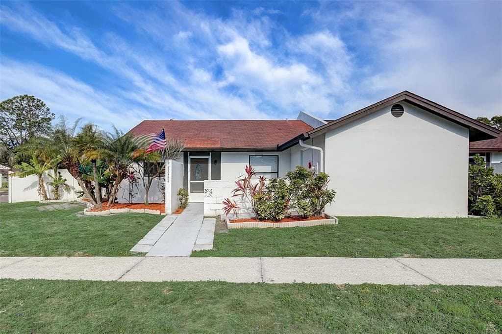 11402 MIDFIELD WAY TAMPA, FL 33624