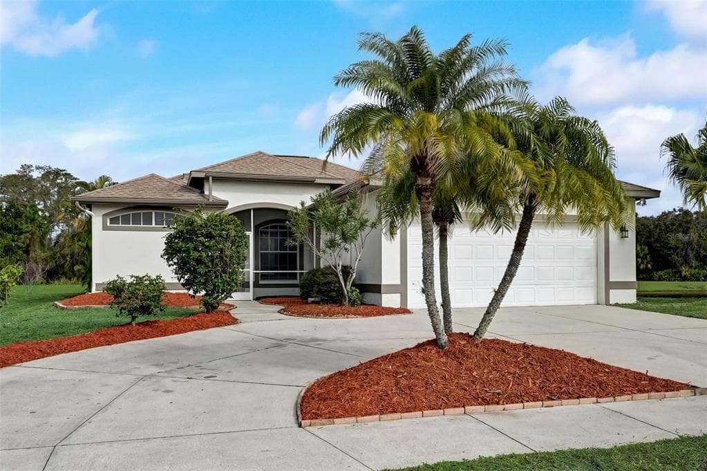 7217 49TH AVENUE E BRADENTON, FL 34203