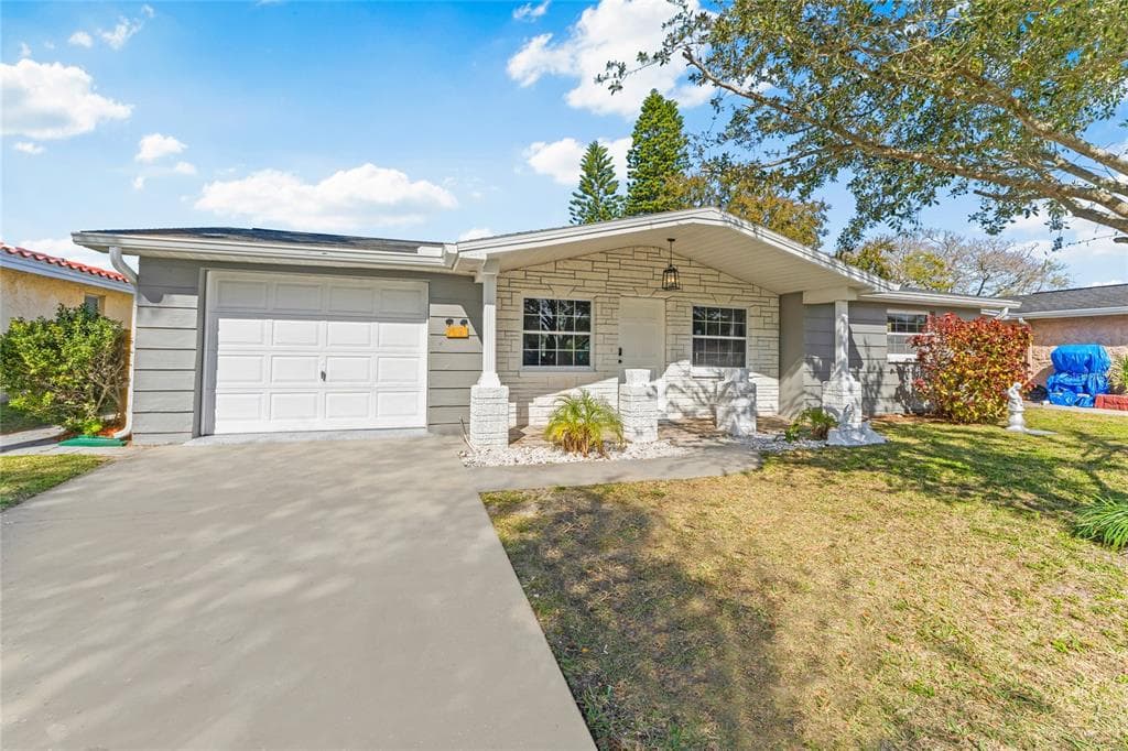 7141 HEATH DRIVE PORT RICHEY, FL 34668