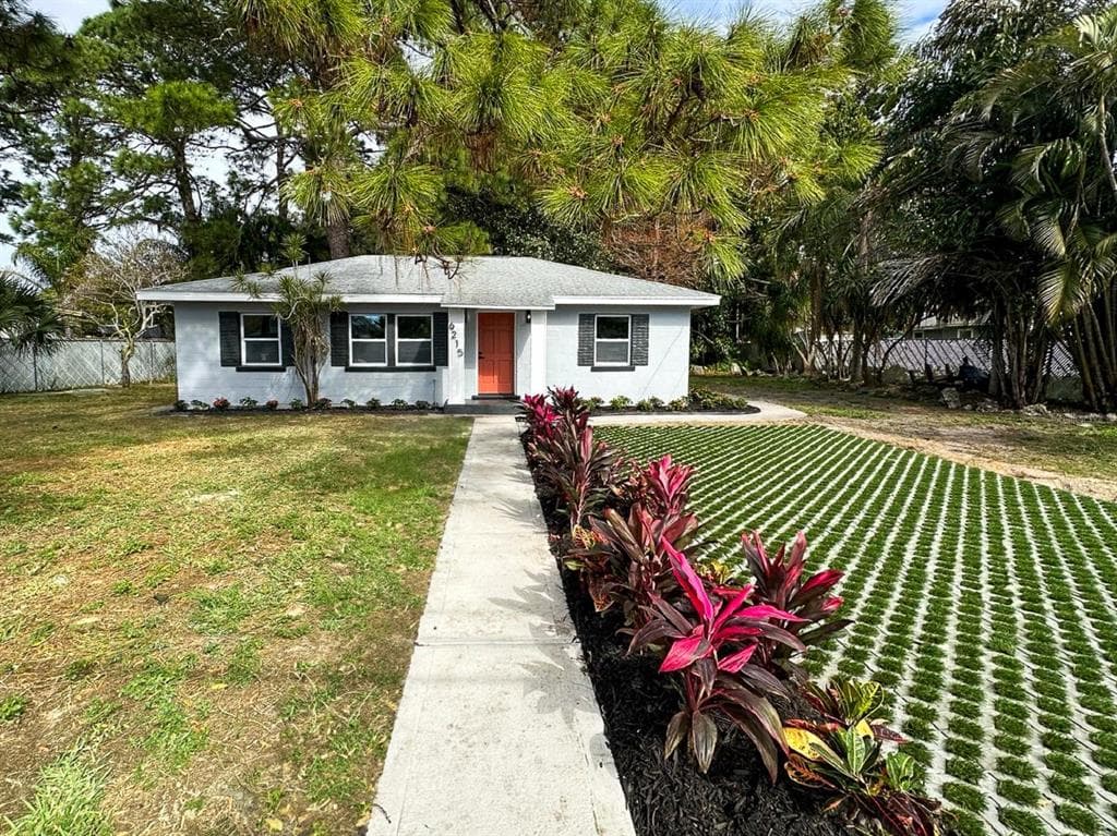 6215 58TH AVENUE N ST PETERSBURG, FL 33709