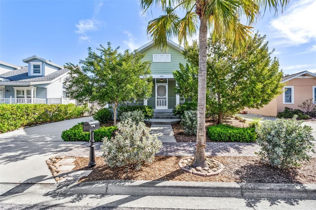 453 DOUGLAS AVENUE