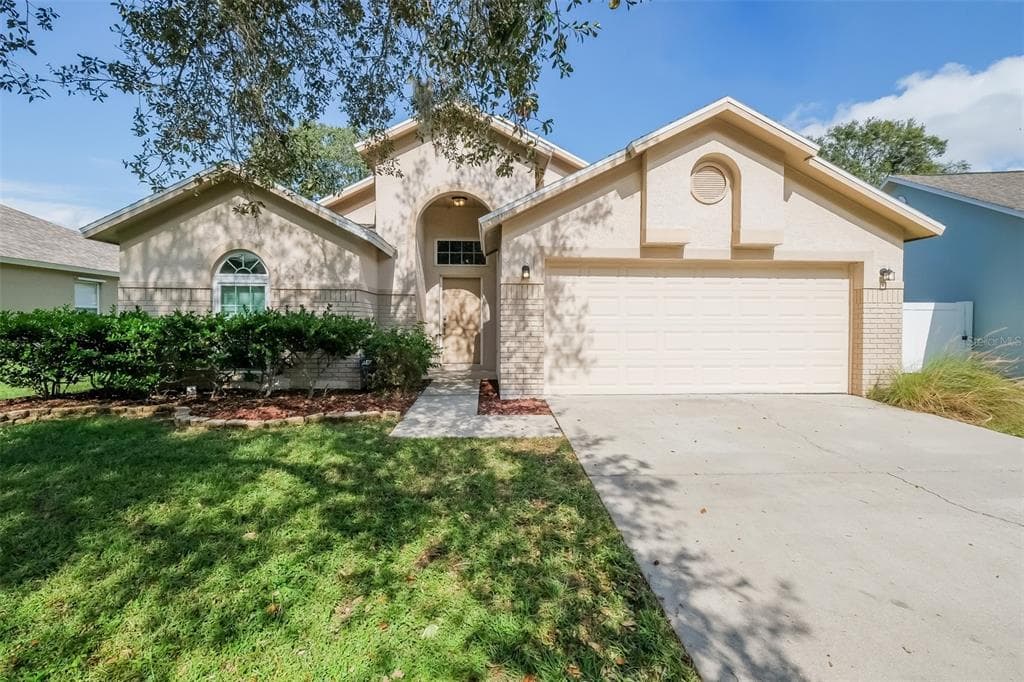 5205 WATSON ROAD RIVERVIEW, FL 33578