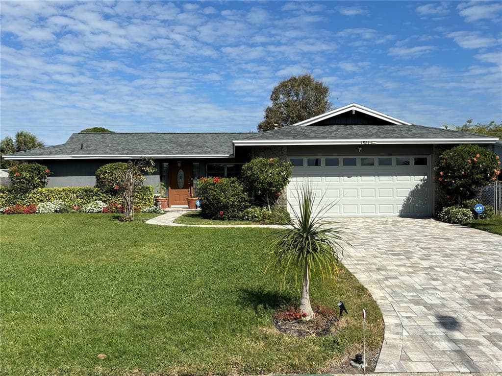 1821 62ND PLACE S ST PETERSBURG, FL 33712