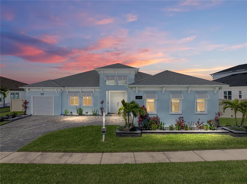 8898 SANDERS TREE LOOP WESLEY CHAPEL, FL 33545