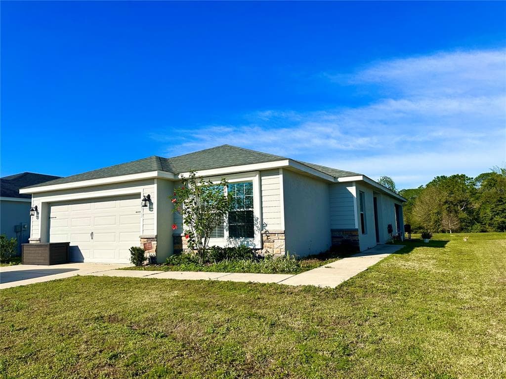 6633 BAYSTON HILL PLACE ZEPHYRHILLS, FL 33541