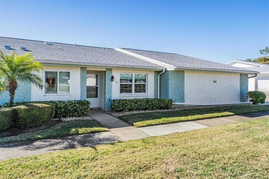3411 STONEHAVEN COURT E UNIT D PALM HARBOR, FL 34684