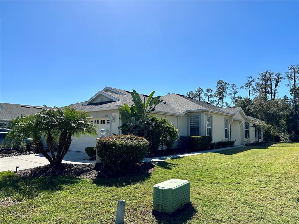 3326 CHAPEL CREEK CIRCLE WESLEY CHAPEL, FL 33544