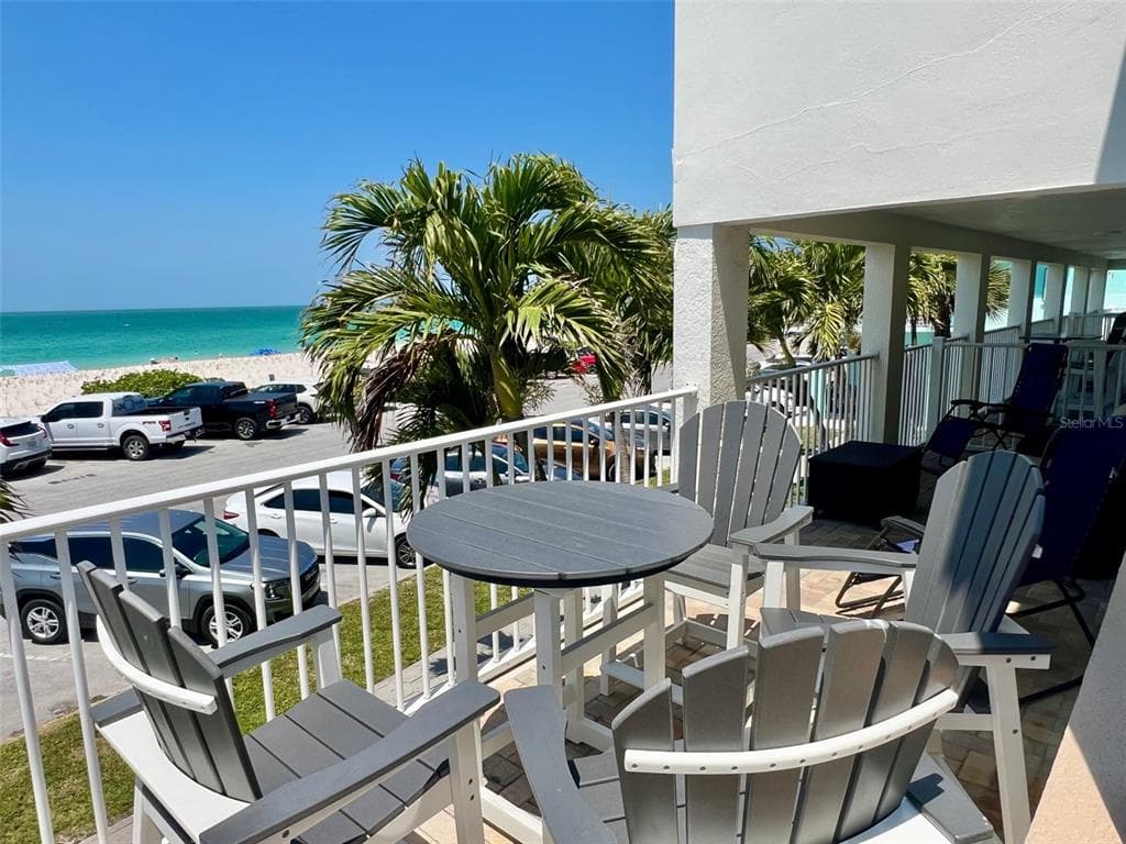 701 GULF WAY UNIT 5 ST PETE BEACH, FL 33706