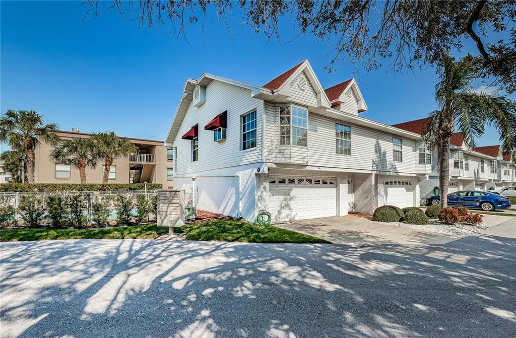 19717 GULF BOULEVARD UNIT V1 INDIAN SHORES, FL 33785